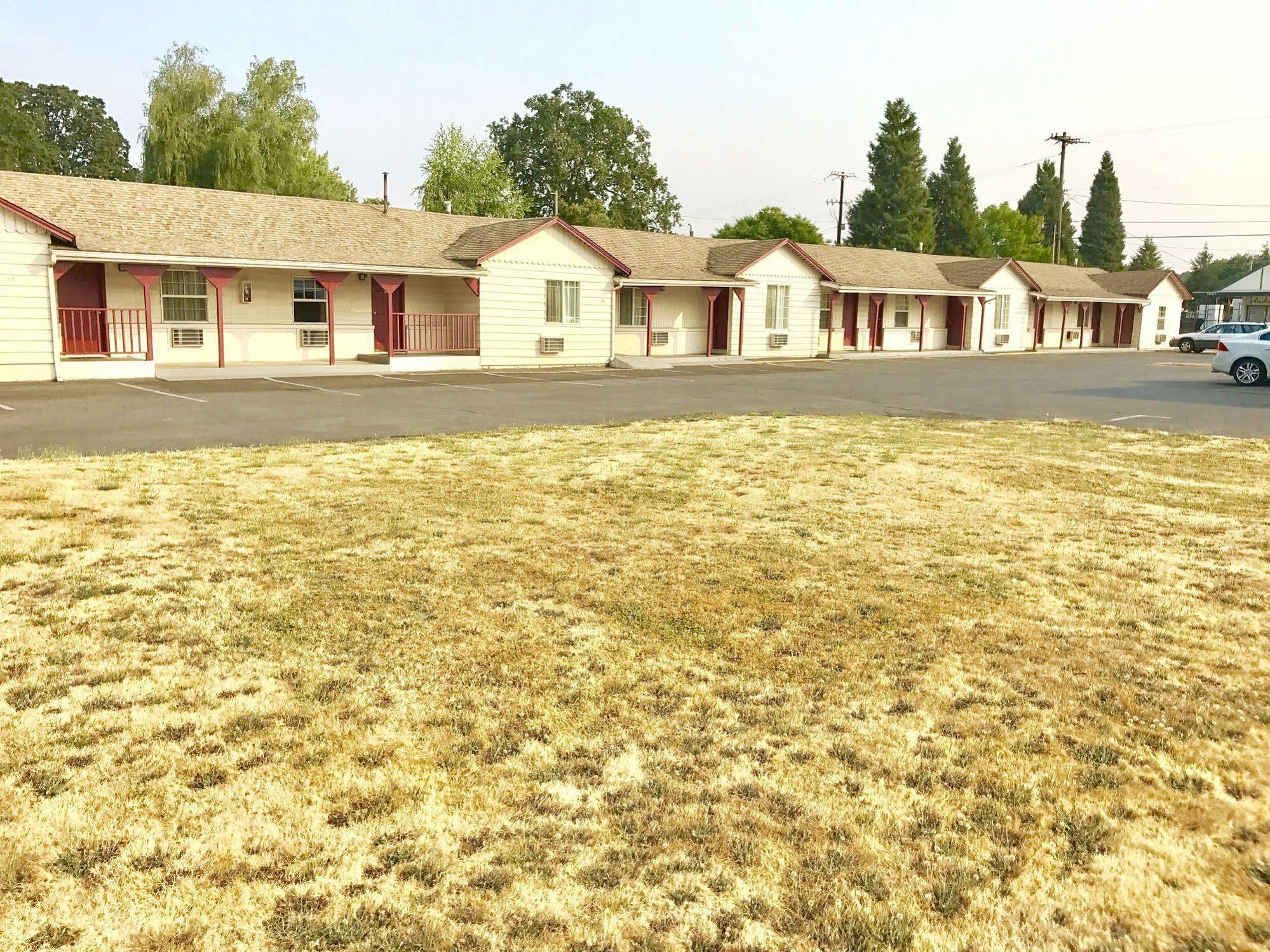 Travelers Inn Motel Salem Exteriör bild