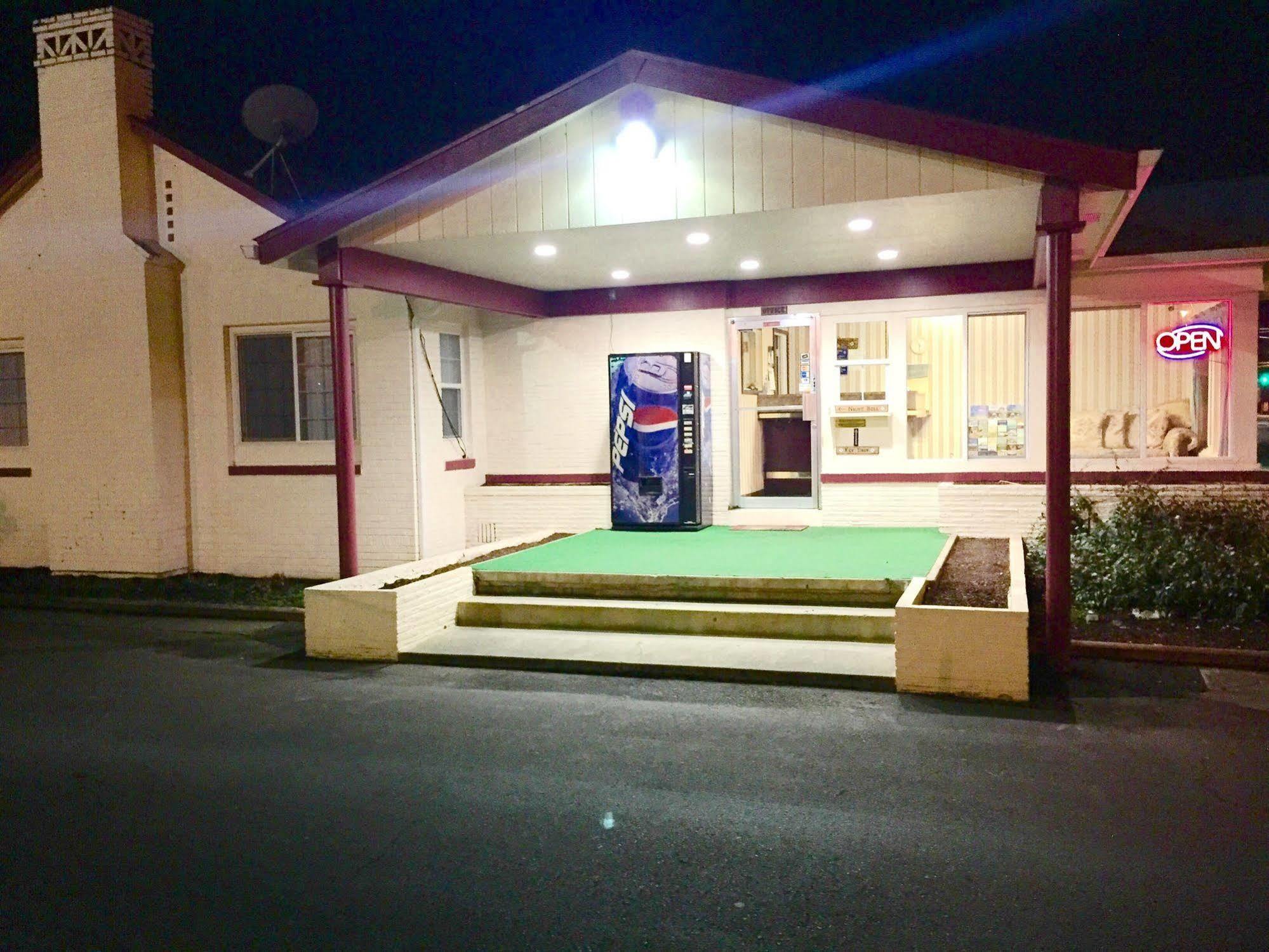 Travelers Inn Motel Salem Exteriör bild