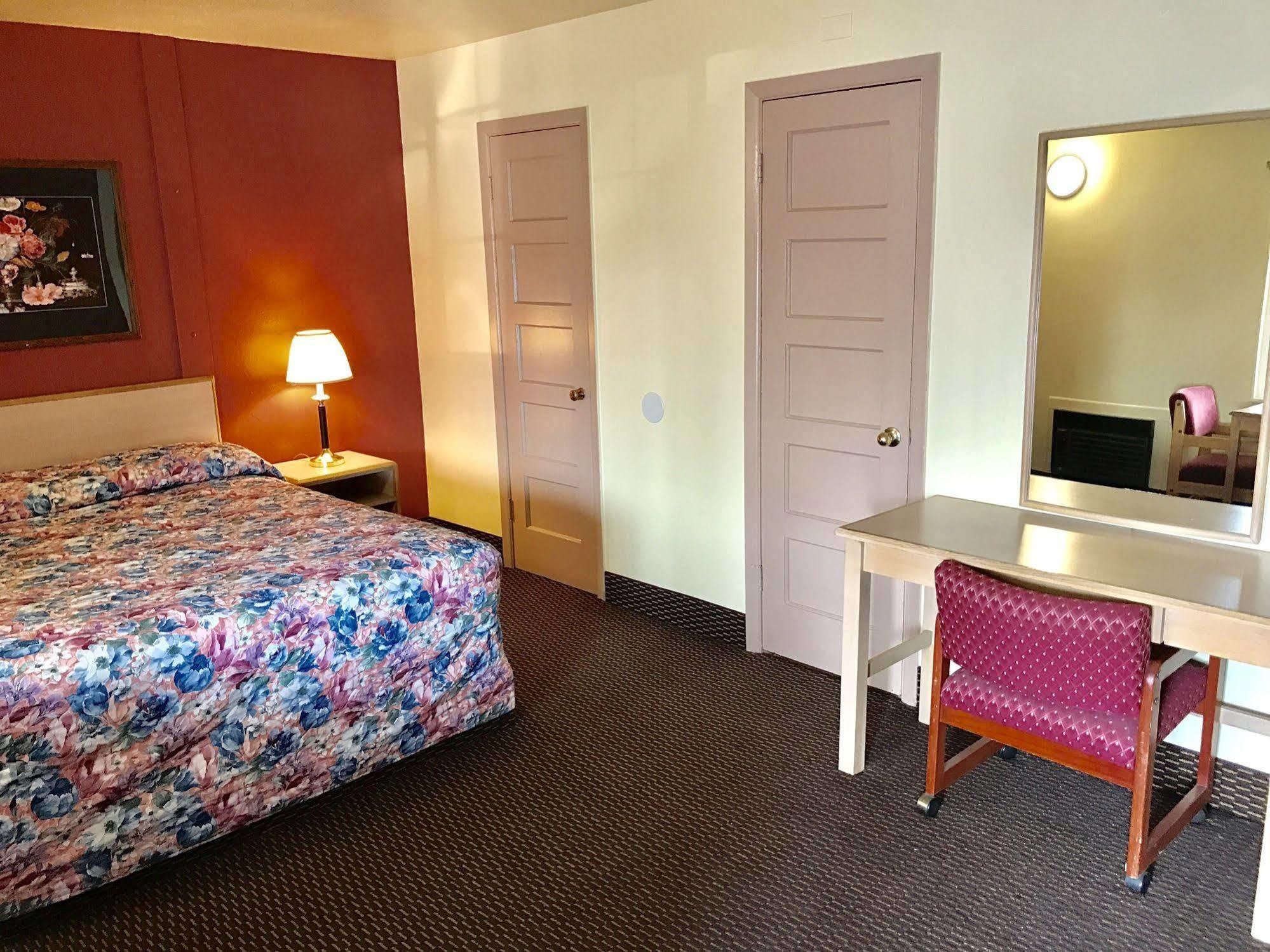 Travelers Inn Motel Salem Exteriör bild