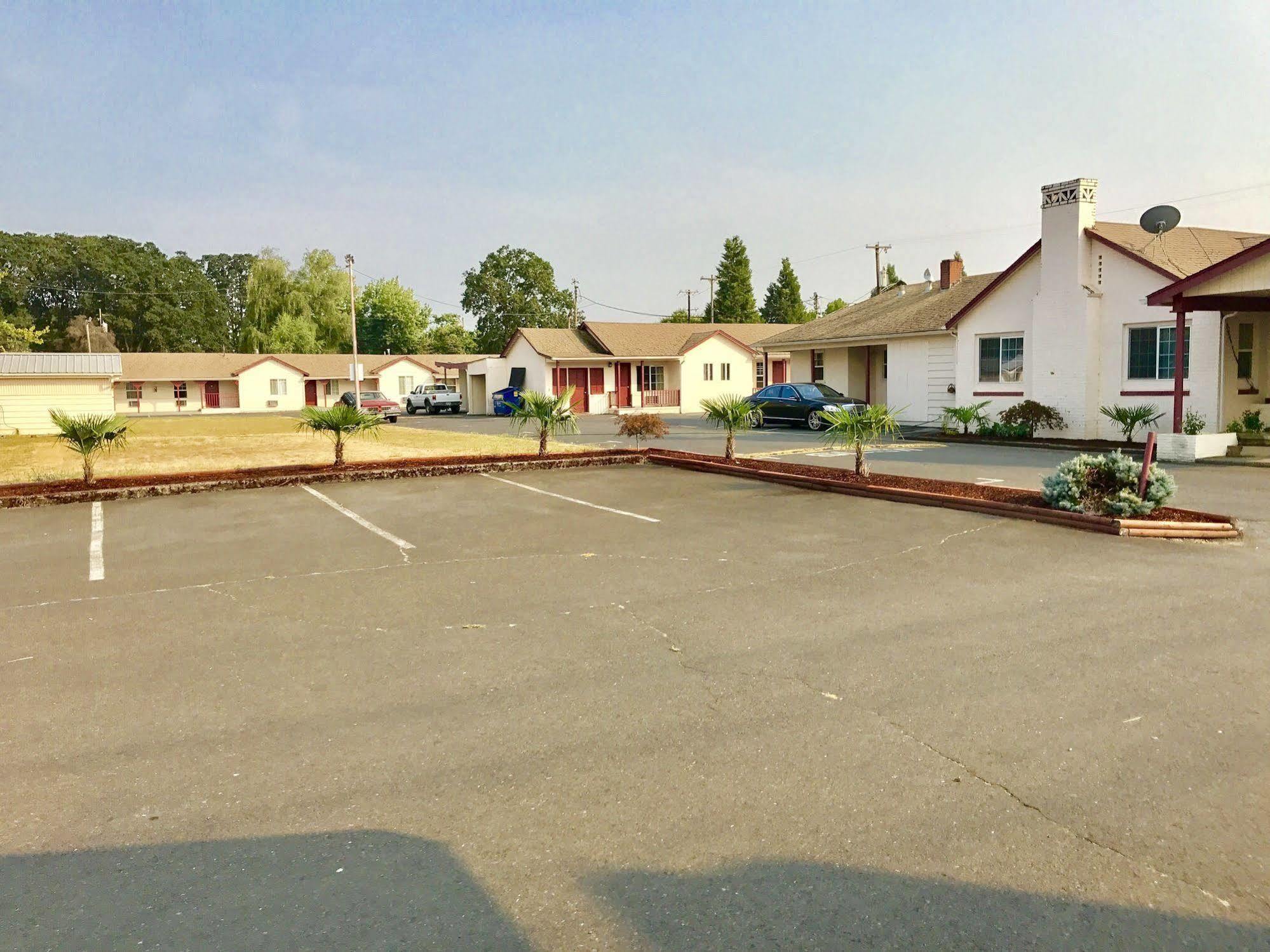 Travelers Inn Motel Salem Exteriör bild